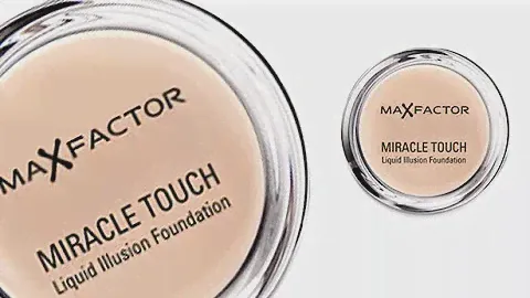 Pierwsze wrażenie + test na żywo - MAX FACTOR Miracle Touch - recenzja